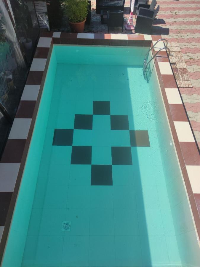 Hotel Suzana Garden Venus Exterior foto